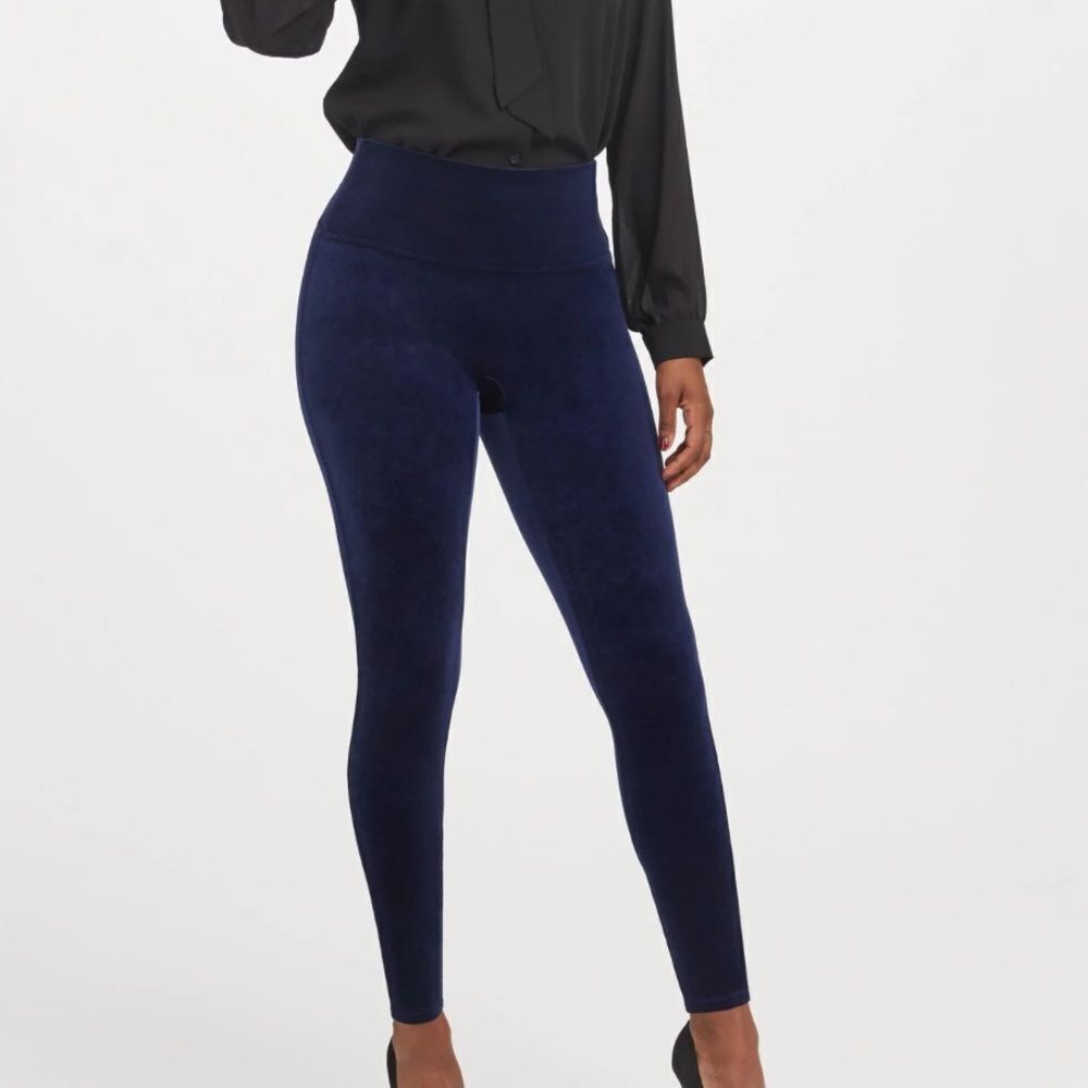 Spanx Velvet Leggings Classic Navy M‎ NWT in packaging unopened
